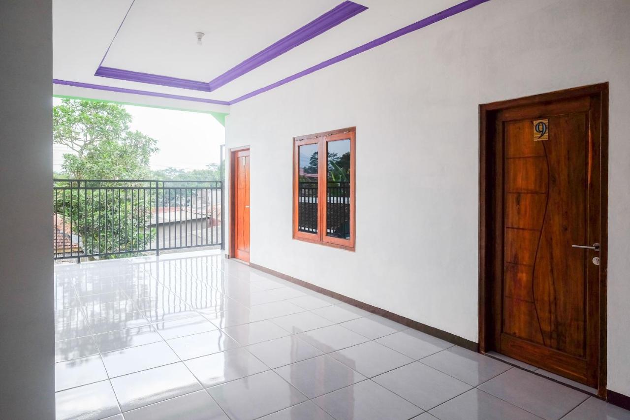 Urbanview Syariah Zidney 3 By Reddoorz Hotel