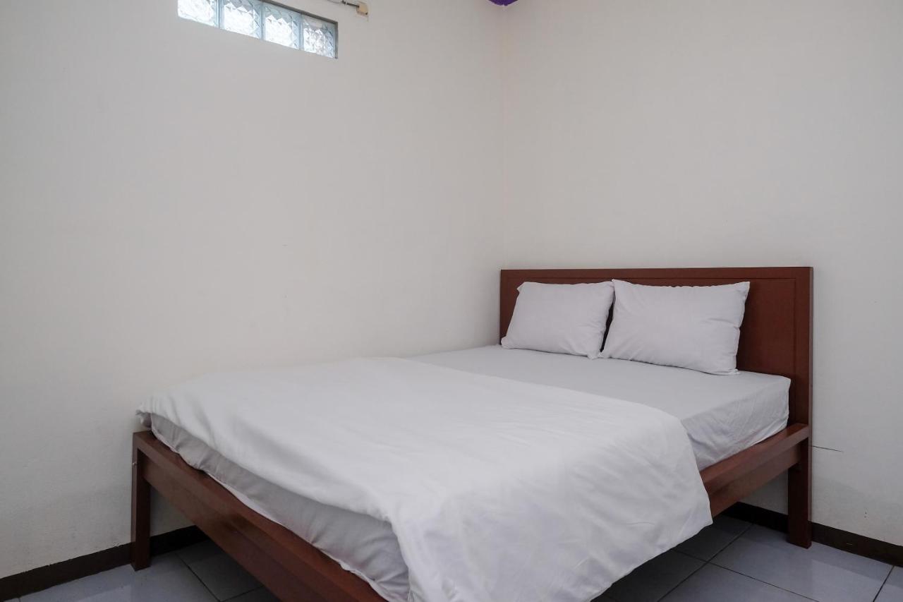 Hotel Urbanview Syariah Zidney 3 By Reddoorz