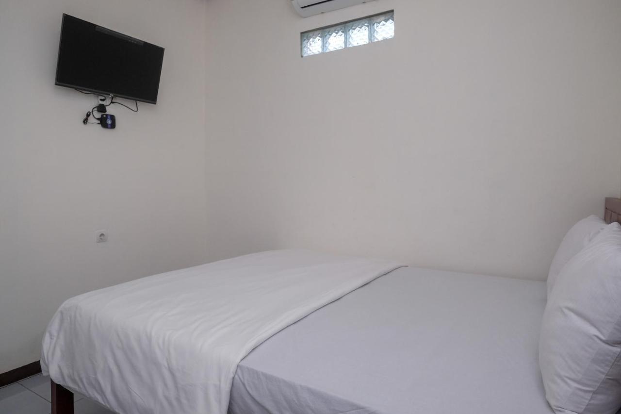Hotel Urbanview Syariah Zidney 3 By Reddoorz